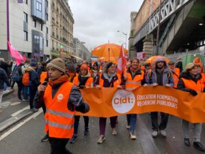 GRÉVE MANIFESTATION