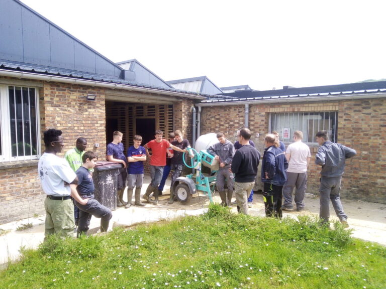 Chantier du labo des maçons au LP - crédits photographiques Juliette Magnier