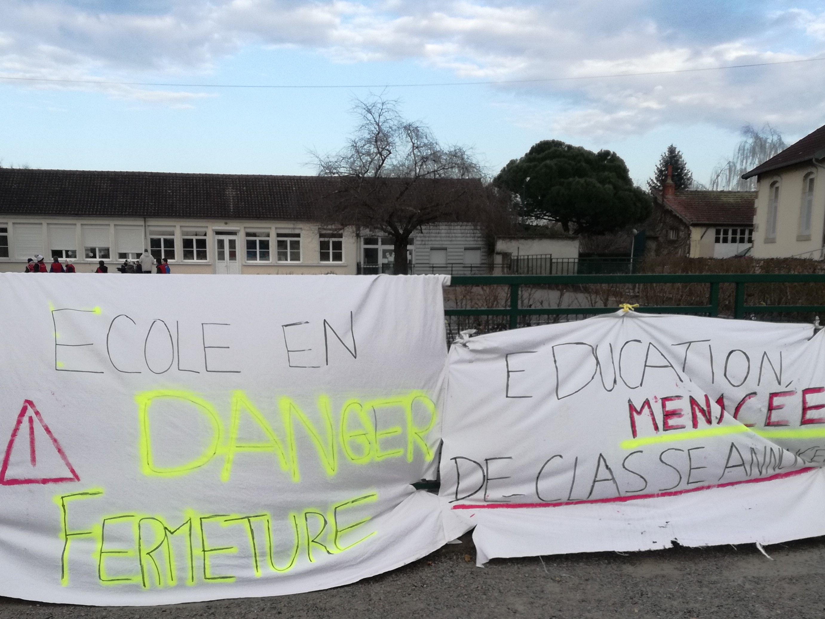 fermeture des classes dans le 58